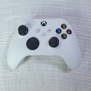 Microsoft Xbox One Series X S Wireless Controller Model 1914 - White (tested)